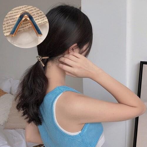 MISANANRYNE Fashion Hair Accessories For Women V-Shape Claw Clip Geometric Hair Clip the back of the head Hair Claw