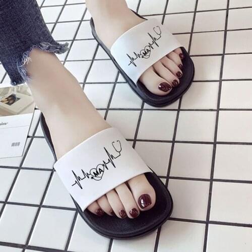 Fashion Women Slippers house outdoor Beach slides 2021 Hot Summer Non-slip Slides Open Toe Flip Flops For Lady Girls