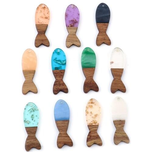 Doreen Box Creative Fish Shape Resin & Wood Charms Pendants Wood Effect Resin Pendants Fish Animal Natural 3.7cm x 1.2cm, 3 PCs