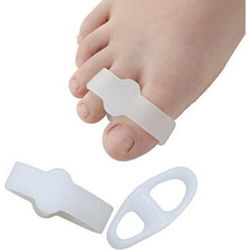 1Pair Silicone Gel Foot Fingers Two Hole Toe Separator Thumb Valgus Protector Bunion Adjuster Pads Anti Eversion Overlap