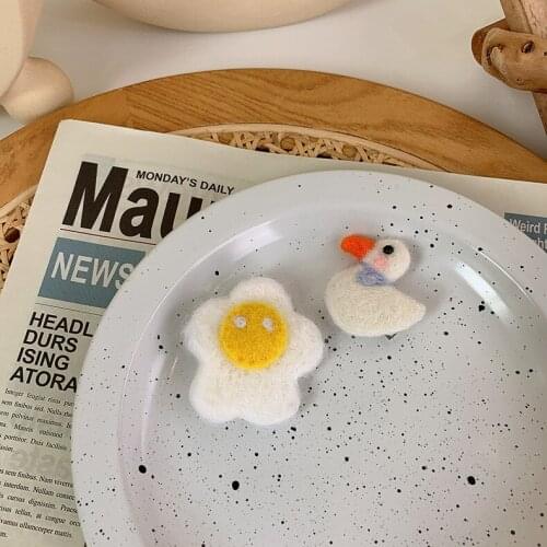 Cute sheep felt poached egg hairpin little duck side clip girls heart clip fluffy bangs clip Japanese and Korean hair accessori
