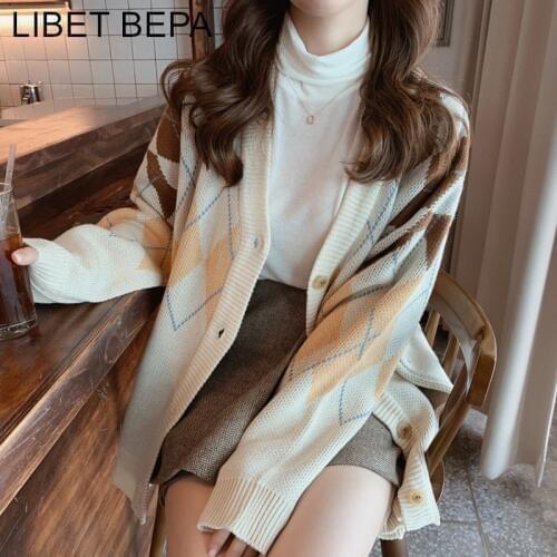 New 2021 Spring Autumn Womens Sweaters V-neck Casual Female Cardigan Fashion Single Breasted Knitting Tops Loose Argyle SWC8103