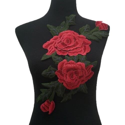 Ladies tops are sewn with exquisite tree decorations DIY supplies lace garments embroidery sewing fresh flowers accessories