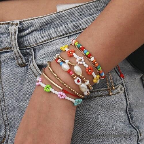 8 pcs/set Mixed Handmade Flower Beads Bracelets for Women Colorful Africa Beads Pearl Bracelets Set Boho Braclets Accessories