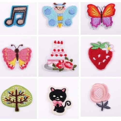 Cartoon Butterfly Animals tree Embroidery Iron on Patches for Clothing DIY Foods Strawberry Cake Flower Stickers coat Appliques