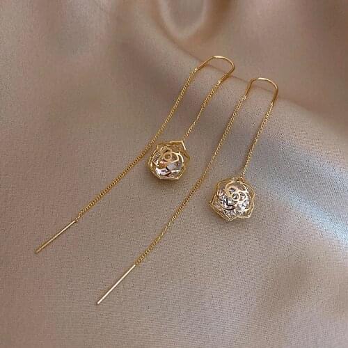 Fashion Korean Female Elegant Hollow Out Zircon Flower Long Earrings for Women Luxury Party Girls Unusual Earrings Jewelry Gift
