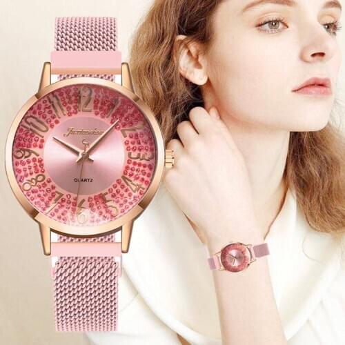 Luxury Fashion Women Watch Geometric Big Numbers Quartz Ladies Watch Magnet Buckle Mesh Strap WristWatch Gold Clocks Reloj Mujer