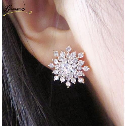 2019 New Fashion Sliver Snowflake Shape Stud Earrings For Women Wedding Engagement Jewelry Piercing Earing Christmas gifts