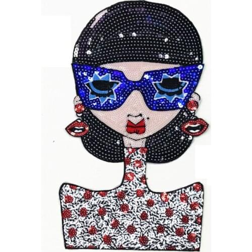 Fashion Girl Patches Iron on Embroidery Sequined Anime Patch Patch Sewing on Applique Bags Jackets Clothing Stickers DIY Badges