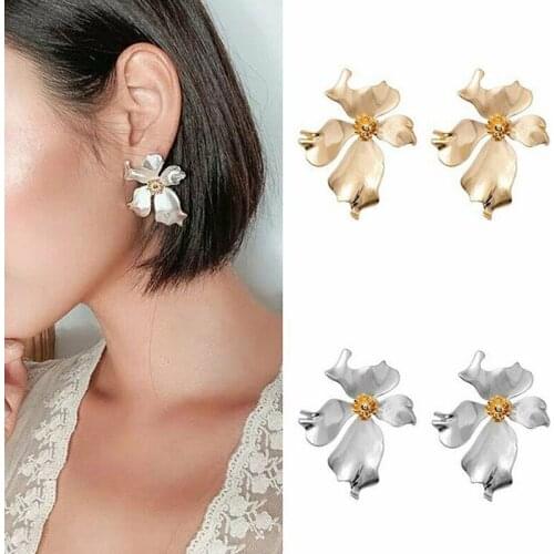 Fashion Metal Earring Retro Matte Gold Silver Color Flower Exaggerated Personality Stud Earrings Female Jewelry Accessories Gift
