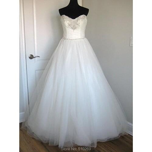 Custom Made Ball Gown Sweetheart Crystals Beading Ruched Tulle Voluminous Bridal Wedding Dress Robe De Marriage