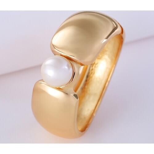 Pearl Wide Cuff Bracelets For Women Accessories Simple Minimalist Bangles Fashion Jewelry Wholesale