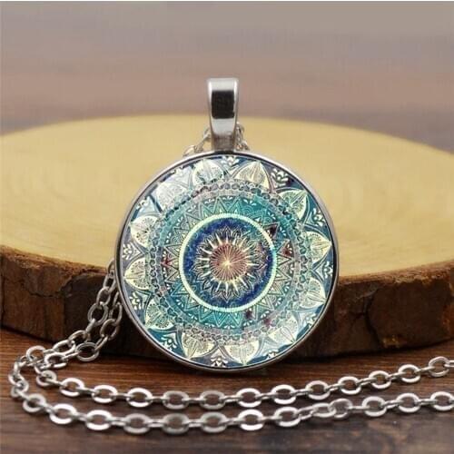 2020 Men and Women Couple Models Gift Mandala Yoga Time Retro Style Necklace Fashion Glass Dome Pendant Sweater Chain
