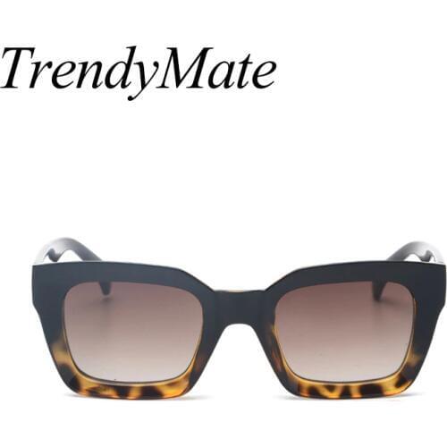 TOP Fashion Sunglasses Women Popular Brand Designer Square Sun Glasses For Women Glasses Female Rivet Shades UV400 768T