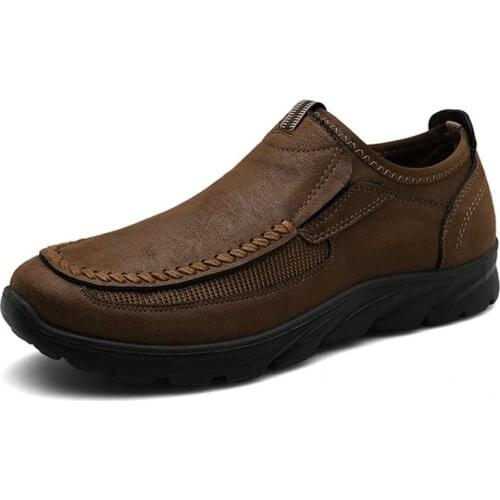 2020 Spring Autumn Leather Mens Casual Shoes Outdoor Sneakers Men Loafers Ultralight Breathable Mens Shoes Plus Size 48