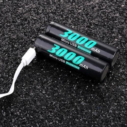 Soshine Li-ion 3000mAh 3.7v 18650 Protected Rechargeable Battery with Built-In Micro USB Port