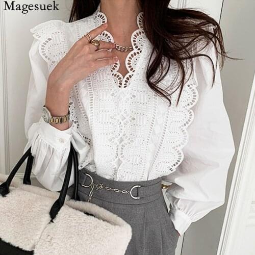 Hollow Out Ruffle Stitching Womens Shirt French Elegant V Neck Lace Blouse Women Vintage Lantern Long Sleeve Tops Blusas 16189