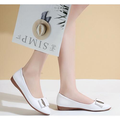 Womens Oxford Shoes Shallow Mouth Leather Shoes Spring Ladies Casual Flat Shoes Soft Work Nurse Ballerina Shoes White Loafers