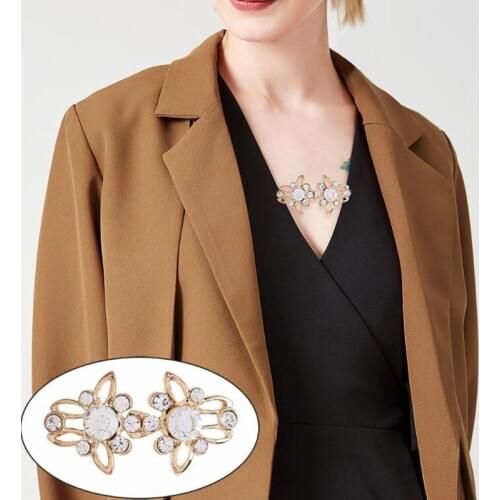 Sweater Cardigan Clip Duck-mouth Clips Flexible Entro Hollow Out Pin Brooch Shawl Shirt Collar Buckles Clothes Decoration Women