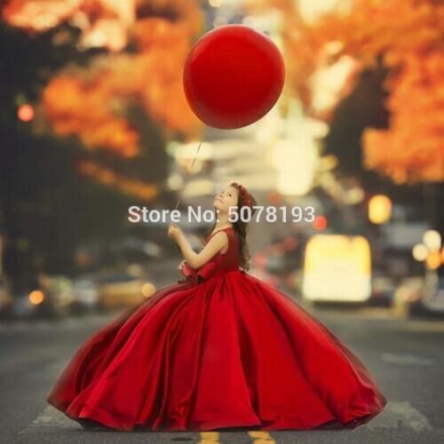 123 red fashion flower girl dresses/matte satin baby birthday gowns boat-neck ball gown floor-length with bows free shipping