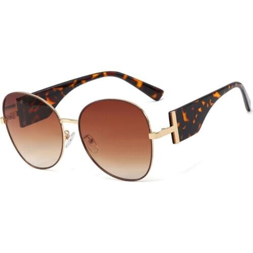 Veshion Round Cat Eye Wide Legs Sunglasses Men Women Fashion Shades UV400 Vintage Glasses