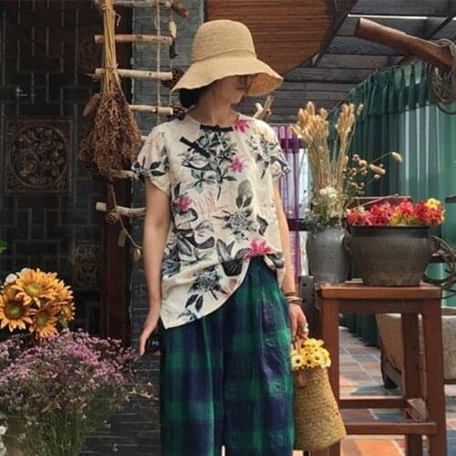 Johnature New Short Sleeve Tops O-Neck Chinese Style Plate Buckle 2021 Summer Vintage Print Slit Loose 3 Colors Women Shirts