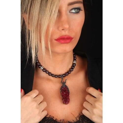 DR STONE collectible quartz and Onyx female necklace 120 AR825 152120314