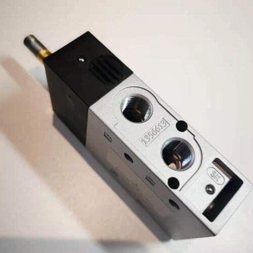 ORIGINAL FESTO VUVS-L25-M32C-AD-G14-F8-1C1 575475 DC24V SOLENOID VALVE