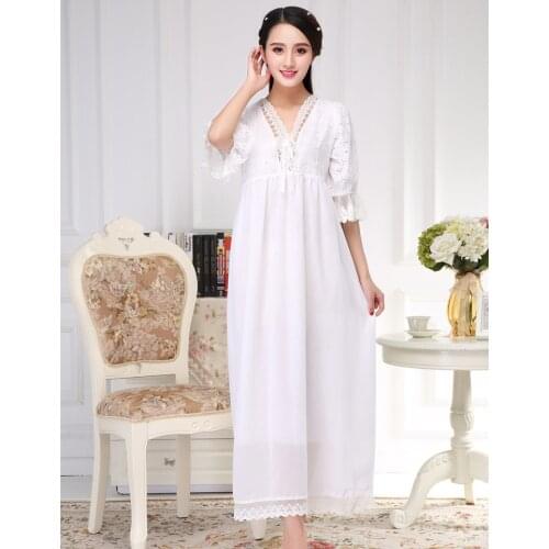 White Princess Nightgown Sexy Lace Long Robe Dress Noble Lingerie Nightwear Sleepwear Oversize Sleep Shirt Ladies Nighty Gown