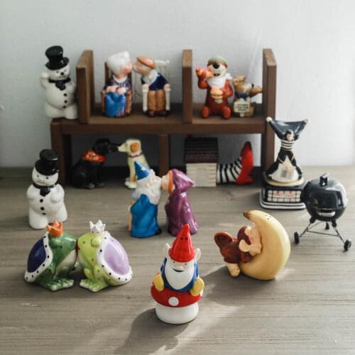 2pcs/1set creative ceramic pepper shaker decor cute dog seasoning bottle animal salt shaker funny gift Spice container CL82801