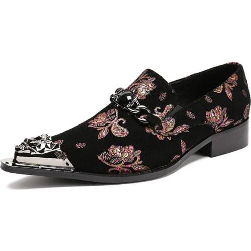 New Classic Mens Pointed Toe Shoes Mens Trend Wedding Business Casual Carved Blow Fashion Footwear Shoes