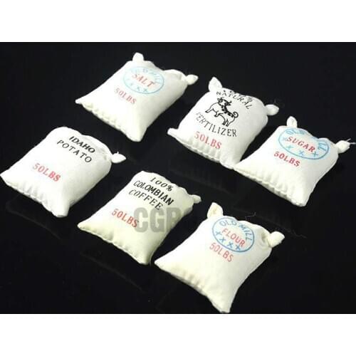 6PCS Simulation Decoration Rice Food Bag for 1/14 Tamiya CC01 1/10 Rc4wd D90 Axial Scx10 90046 90047 Trx-4 Trx4 TRX6 Rc Crawler