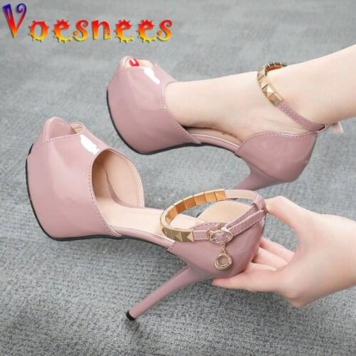 Voesnees Women Sandals 2021 New Peep Toe Platform High-Heeled Shoes Summer Metal Rivet Decoration Buckle Strap Stiletto Shoes