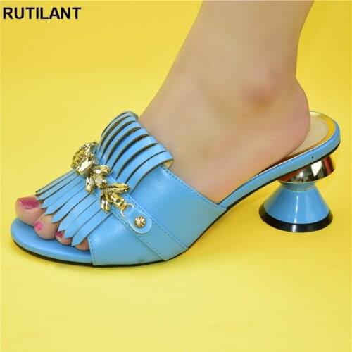 New Fashion African Style Shoes Decorated with Rhinestone Ladies Summer Slippers Good Quality Luxury Shoes Women African Pumps