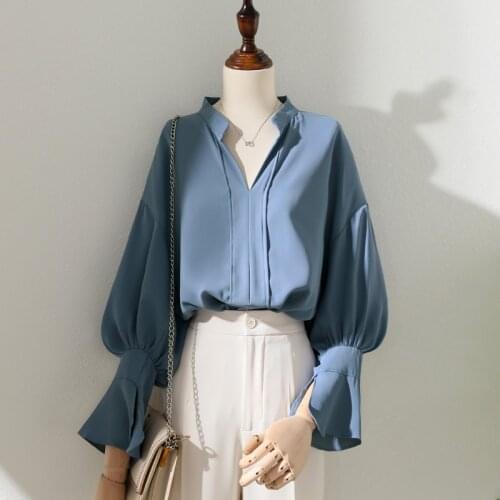 Solid Chiffon Women Shirts Summer New 2021 V-Neck Flare Sleeved Loose Design Elegant Office Lady Outwear Coats Tops