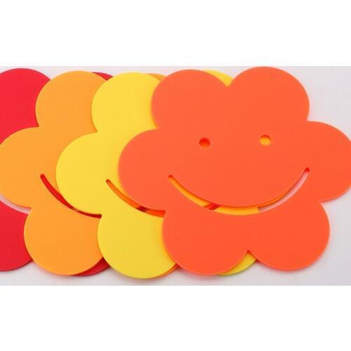 Cartoon Smile Candy Color Silicone Cup Pad Slip Insulation Mat Cup Drink Holder Placemat Mug Stand Home Kitchen Accessories