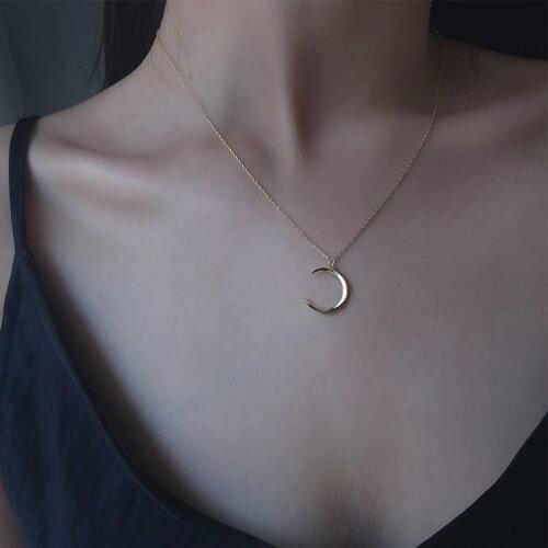Hot Sale Delicate Fashion 925 Sterling Silver Curved Moon Pendants Necklaces Gifts