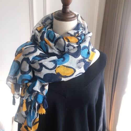 New 2020 Hijab Scarves Femme Print Fashion Cotton Scarf Women Luxury Brand Winter Shawl Bandana Foulard Pashmina Poncho