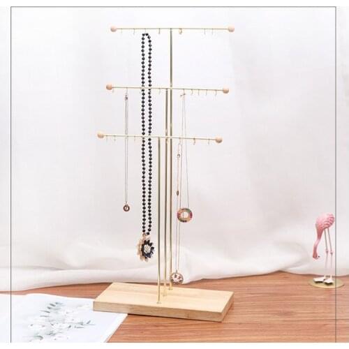 Fashion Hot Sale Wrought Iron Necklace Stand Metal Necklace Stand Base Necklace Display Stand Hook Nordic Style Jewelry Stand