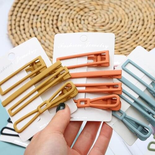 1 Pc Dedicated Hairpins Salon Section Grip Hair Clips Hairdressing Styling Tool Plastic Barrette Hairclip Braiding Hair Pins