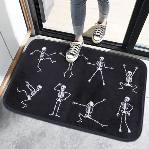 1pc Floor Mat Skull Non-silp Practical Caroset Scary Durable Door Mat for Indoor Gift Halloween Party Bathroom