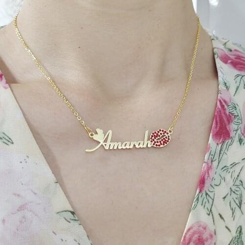 DODOAI Custom Stainless Steel Name Necklace With Kiss Red Lips Necklace with Name Initial Necklace for women