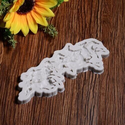 Mayitr 3D Horse Shape Chocolate Mold Eight Running Horse DIY Silicone Fondant Mould Cake Decoration Tools for Baking Cooking