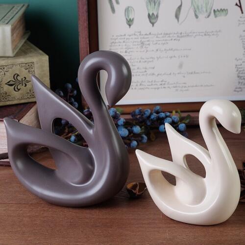 Graceful Porcelain Swan lovers Sculptures Abstract Ceramics Animal Couple Statue Decoration Gift and Craft Ornament Accessories