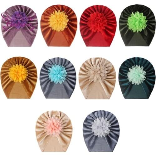 Nishine 1 PCS Comfortable Warm Gold Velvet Infant Hats Cute Handmade Flowers Newborn Hats Baby Girl Turban Kids Hair Accessories