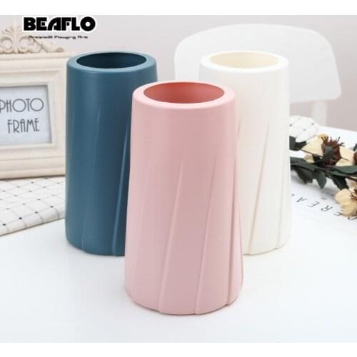 Nordic Ceramic Flower Vase Decoration Home Plastic Flower Pot Table Arrangement Vases For Weddings Living Room Home Decor