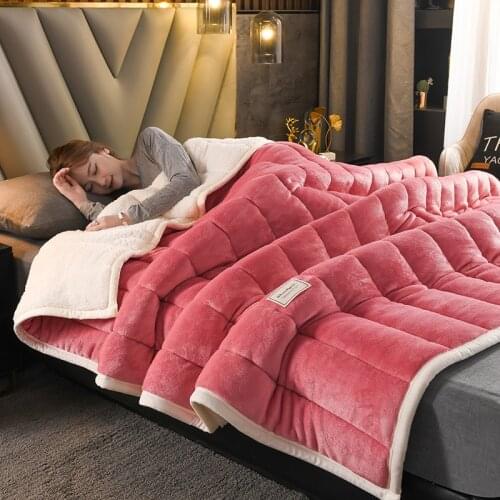 Winter warm cotton wool cashmere lamb blanket thickened coral fleece single three-layer blanket nap sofa bed cover blanket