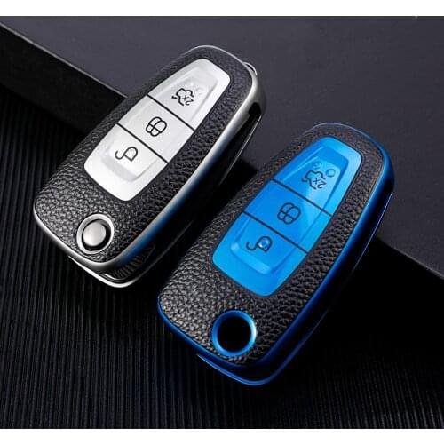 Carbon TPU Key Case For Car For Ford Focus 2 3 MK3 ST RS Ecosport Fuga Escape Fiesta Fold Fey 3 Button Auto Key Shell Chain