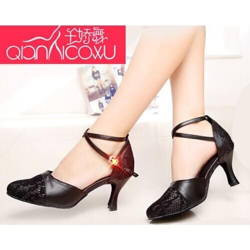 Qian Jiao Dance Leather Cowhide Latin Dance Shoes Female Adult Square Social Friendship Dance Sandals High Heel Soft Bottom 6232