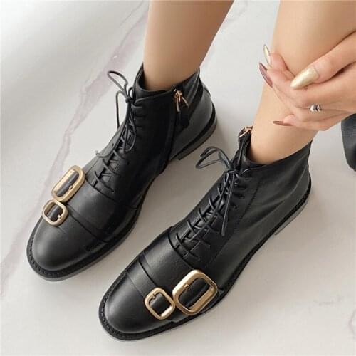Handmade Genuine Leather Women Cross Tied Short Boots Round Toe Metal Decor Buckle Straps All Match Women Fashion Ankle Boots